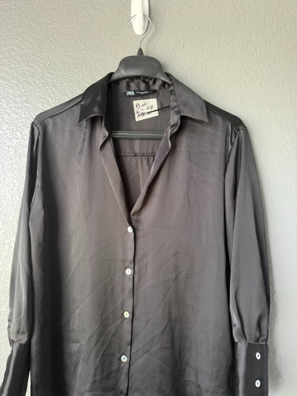 Zara Women’s XS Black Satin Button Down Blouse Long Sleeve